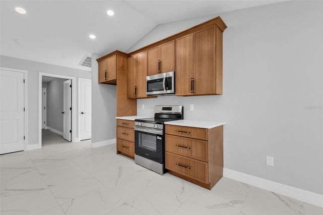 2247 HAMBURG LANE, Punta Gorda, FL 33983