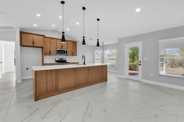 2247 HAMBURG LANE, Punta Gorda, FL 33983