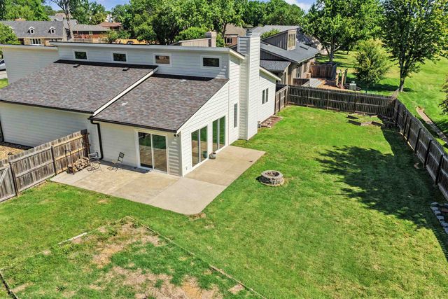 837 Golfview Ct., Salina, KS 67401