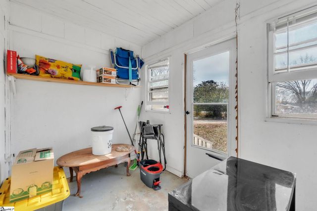 2301 Sj Workman Highway, Woodruff, SC 29388