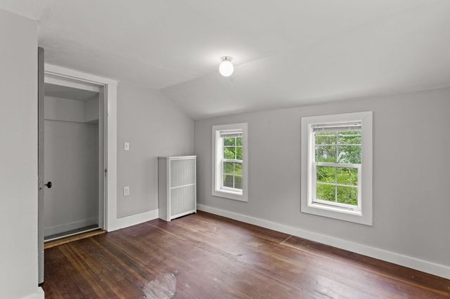 111 Manchester Street, Nashua, NH 03064