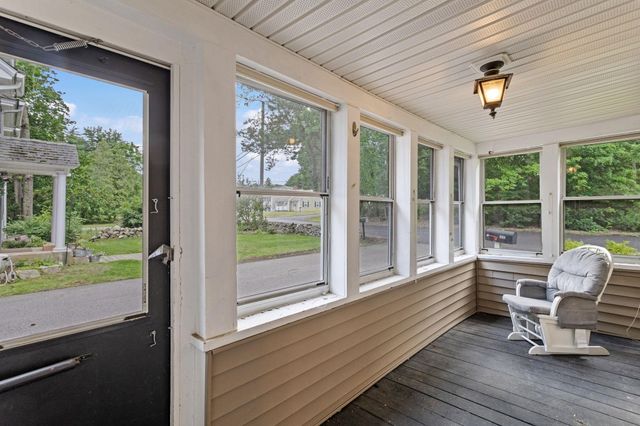 111 Manchester Street, Nashua, NH 03064