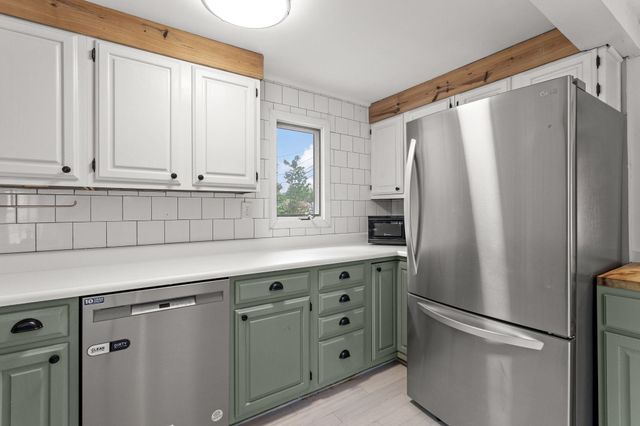 111 Manchester Street, Nashua, NH 03064
