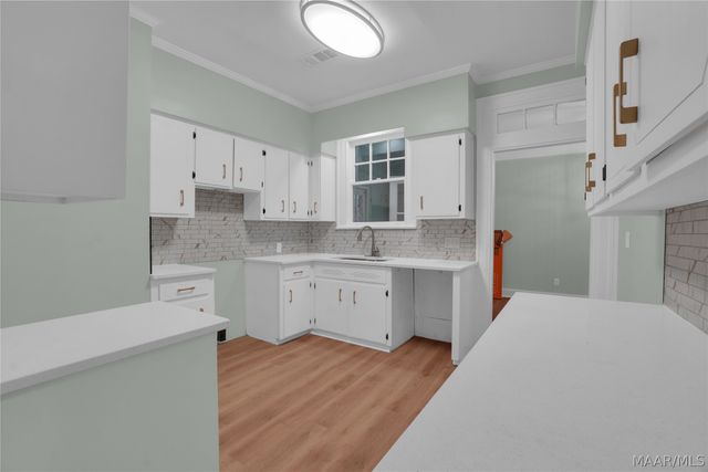 2044 Ridge Avenue, Montgomery, AL 36106