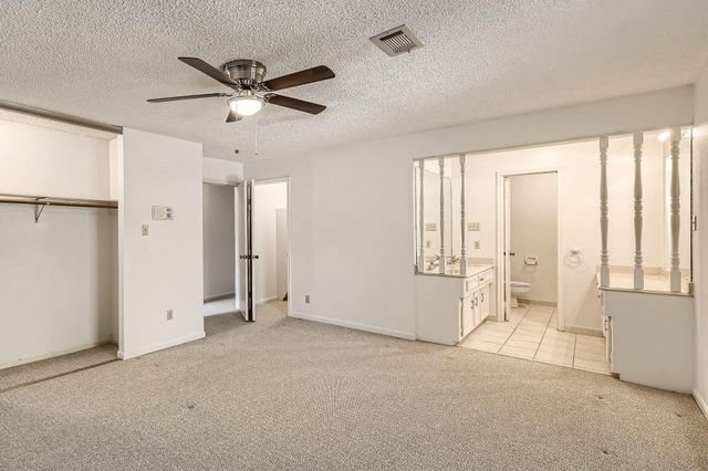 19527 Enchanted Oaks Drive, Spring, TX 77388