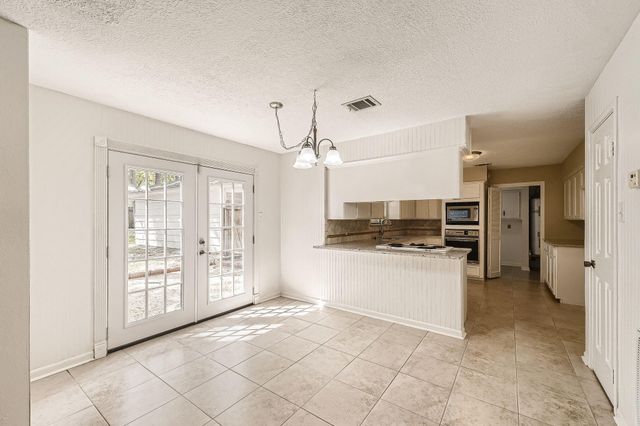 19527 Enchanted Oaks Drive, Spring, TX 77388