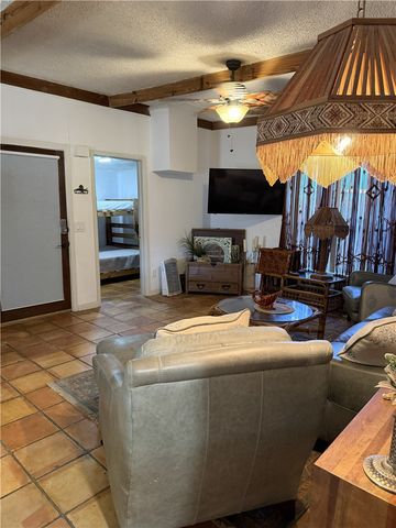413 Valerie St, Corpus Christi, TX 78418