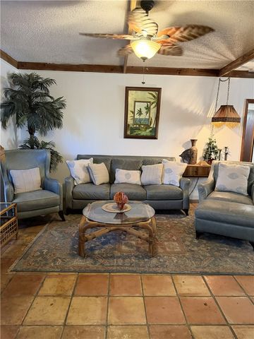 413 Valerie St, Corpus Christi, TX 78418
