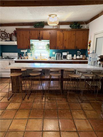 413 Valerie St, Corpus Christi, TX 78418