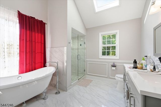 5 Old Bridge Rd, Cedar Grove Twp., NJ 07009