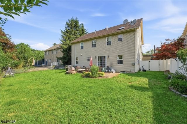 5 Old Bridge Rd, Cedar Grove Twp., NJ 07009