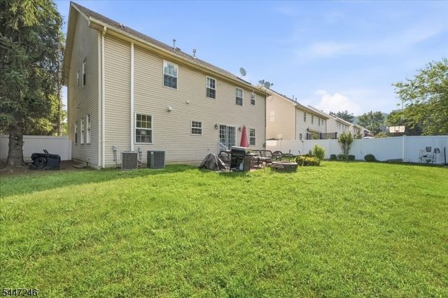 5 Old Bridge Rd, Cedar Grove Twp., NJ 07009