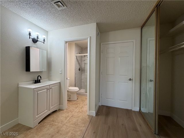 7006 Cheerful Circle, Las Vegas, NV 89147