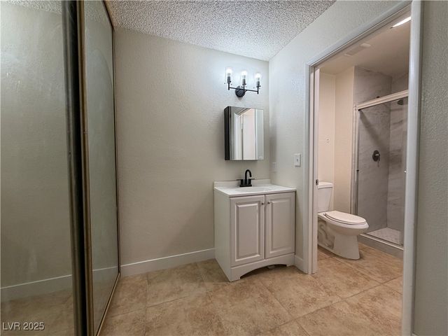 7006 Cheerful Circle, Las Vegas, NV 89147