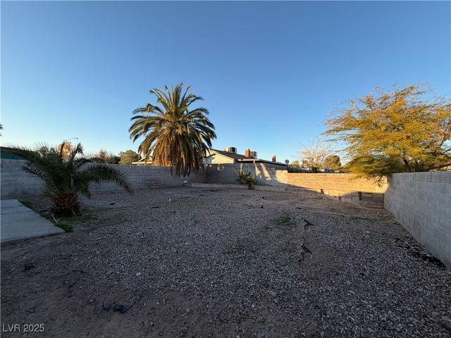 7006 Cheerful Circle, Las Vegas, NV 89147