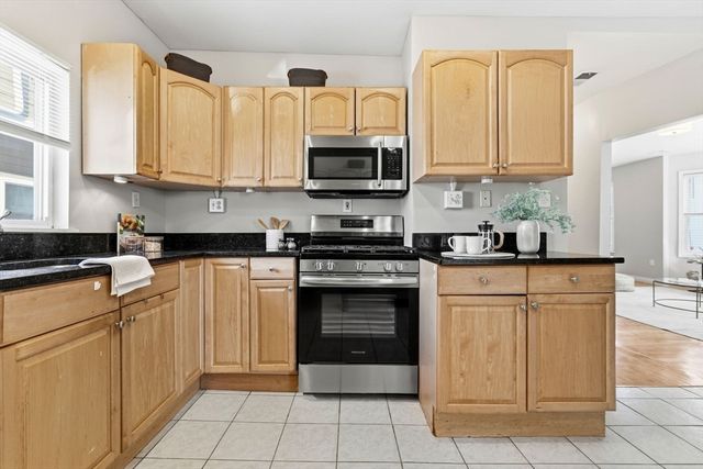 23 Trident Ave 1, Winthrop, MA 02152