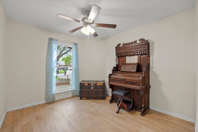 4017 Cherryhill Court, Arlington, TX 76016