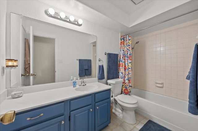 4017 Cherryhill Court, Arlington, TX 76016