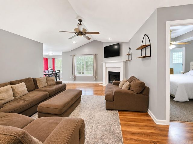 1411 Crepe Myrtle, Jonesboro, AR 72405