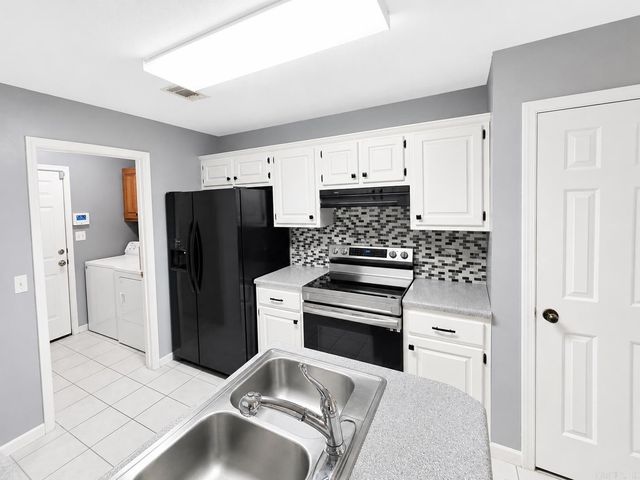 1411 Crepe Myrtle, Jonesboro, AR 72405