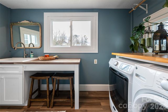 164 Dorchester Avenue, Asheville, NC 28806