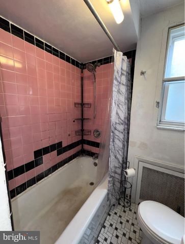 639 PIERCE ST, Philadelphia, PA 19148