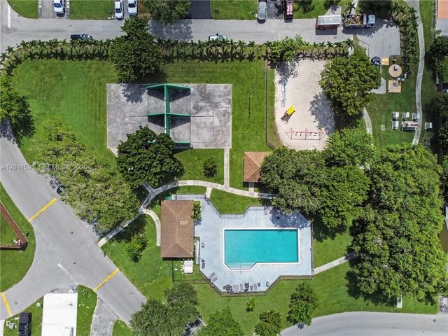 13341 SW 114th Pl, Miami, FL 33176