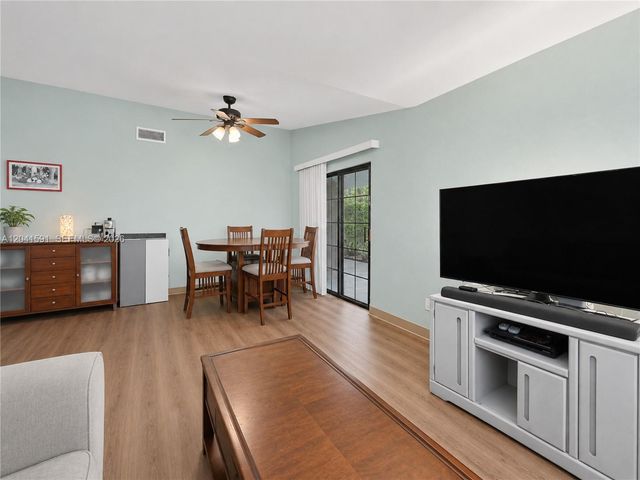 13341 SW 114th Pl, Miami, FL 33176
