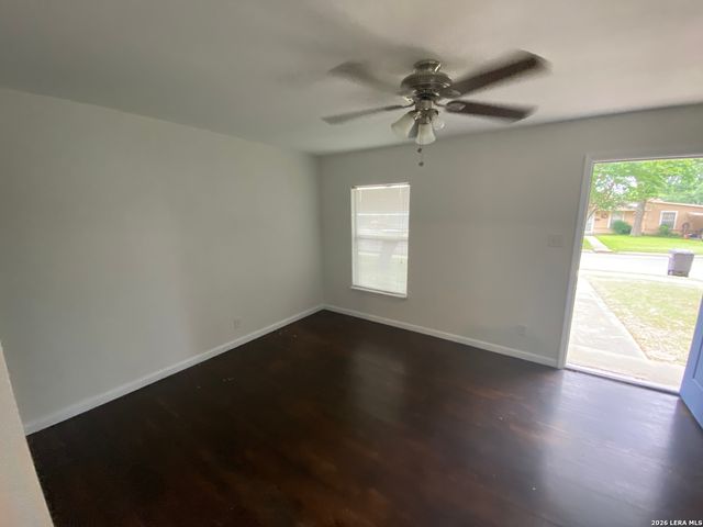 209 REDROCK DR, San Antonio, TX 78213
