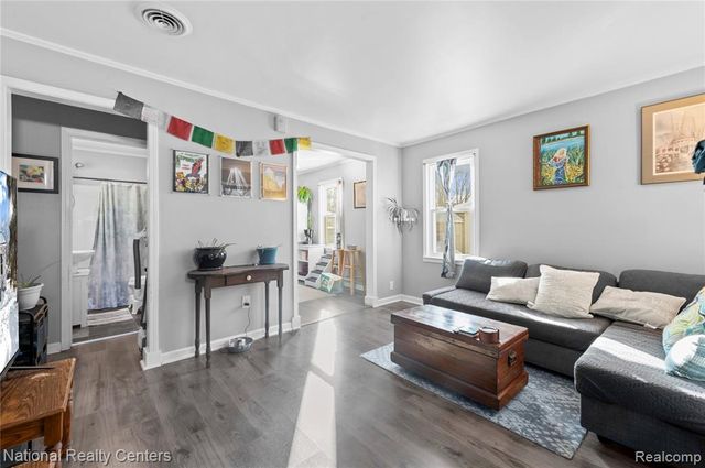 37205 Bendix Street, Wayne, MI 48184