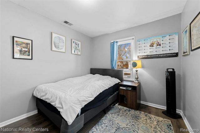 37205 Bendix Street, Wayne, MI 48184