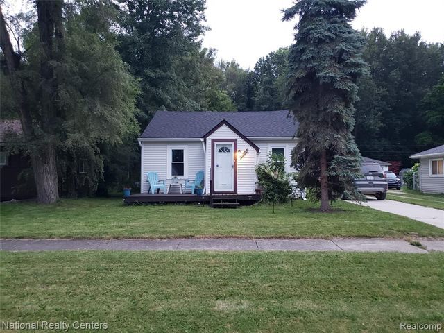 37205 Bendix Street, Wayne, MI 48184