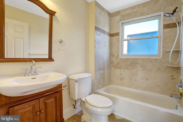 639 23RD ST S, Arlington, VA 22202