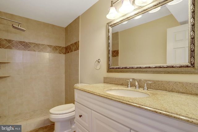 639 23RD ST S, Arlington, VA 22202