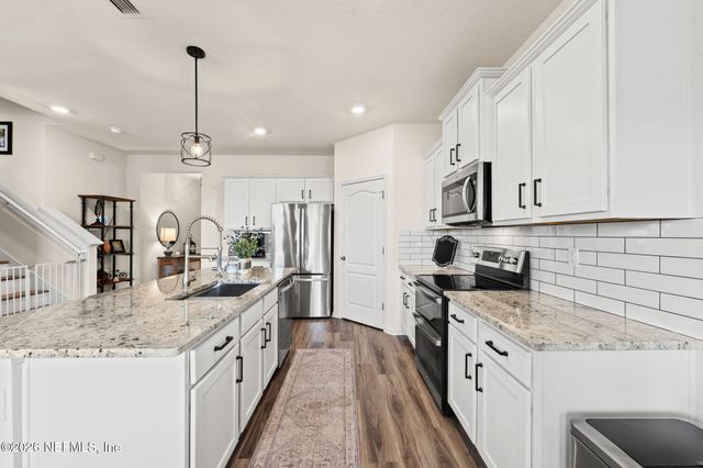 2649 OAK STREAM Drive, Green Cove Springs, FL 32043