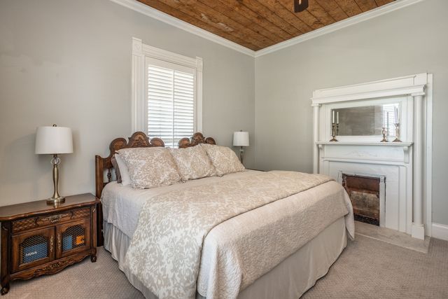 5217 W Fm 922, Valley View, TX 76272