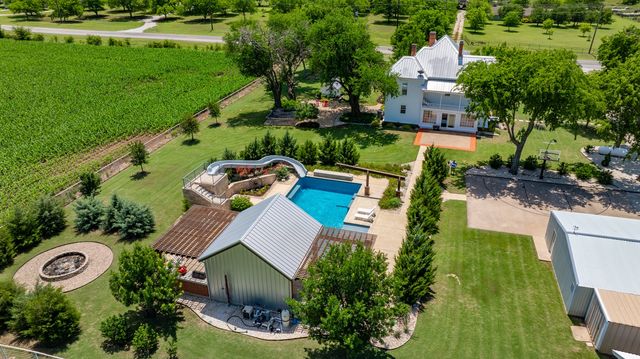 5217 W Fm 922, Valley View, TX 76272