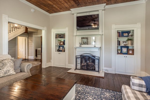 5217 W Fm 922, Valley View, TX 76272