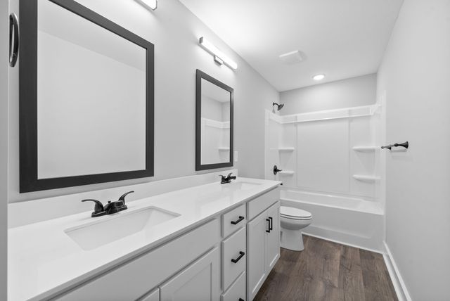 111 Hickory Grove Blvd Apt B2, Clarksville, TN 37040