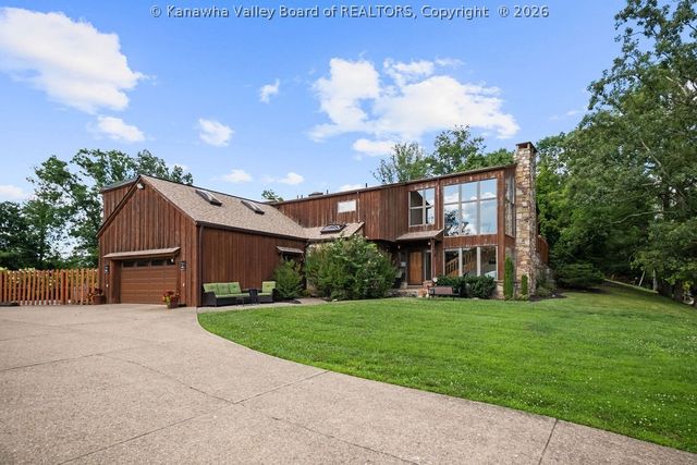 2067 Smith Road, Charleston, WV 25314