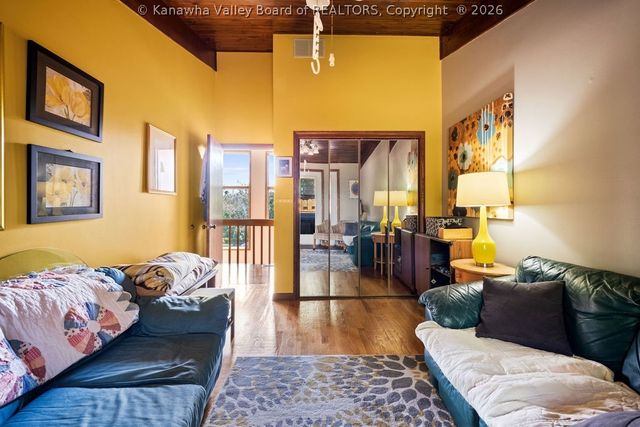 2067 Smith Road, Charleston, WV 25314