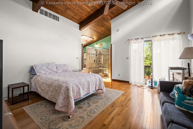2067 Smith Road, Charleston, WV 25314
