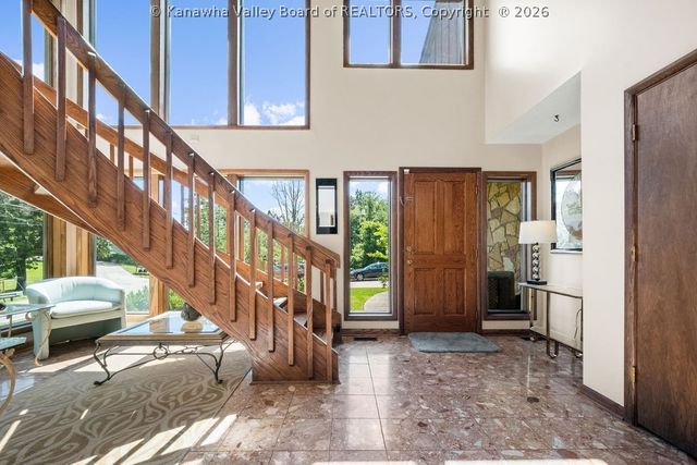 2067 Smith Road, Charleston, WV 25314