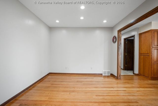 2067 Smith Road, Charleston, WV 25314