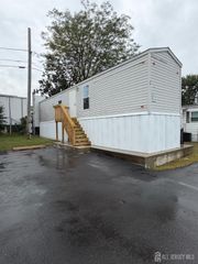 20 Watts Street, South River, NJ 08882