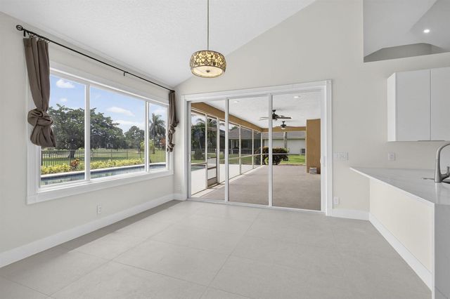 8030 Woodsmuir Drive, Palm Beach Gardens, FL 33412