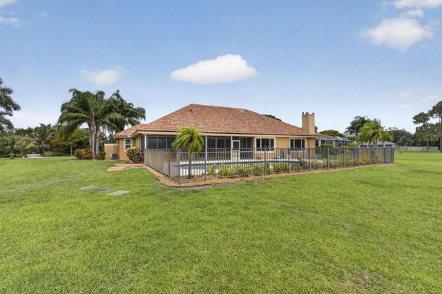 8030 Woodsmuir Drive, Palm Beach Gardens, FL 33412