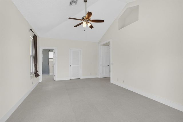 8030 Woodsmuir Drive, Palm Beach Gardens, FL 33412