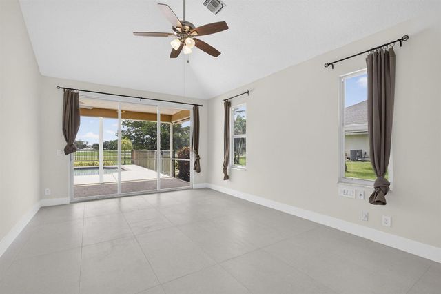 8030 Woodsmuir Drive, Palm Beach Gardens, FL 33412