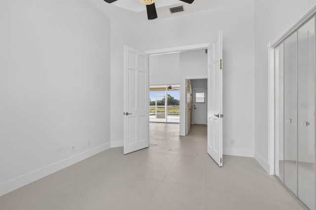 8030 Woodsmuir Drive, Palm Beach Gardens, FL 33412